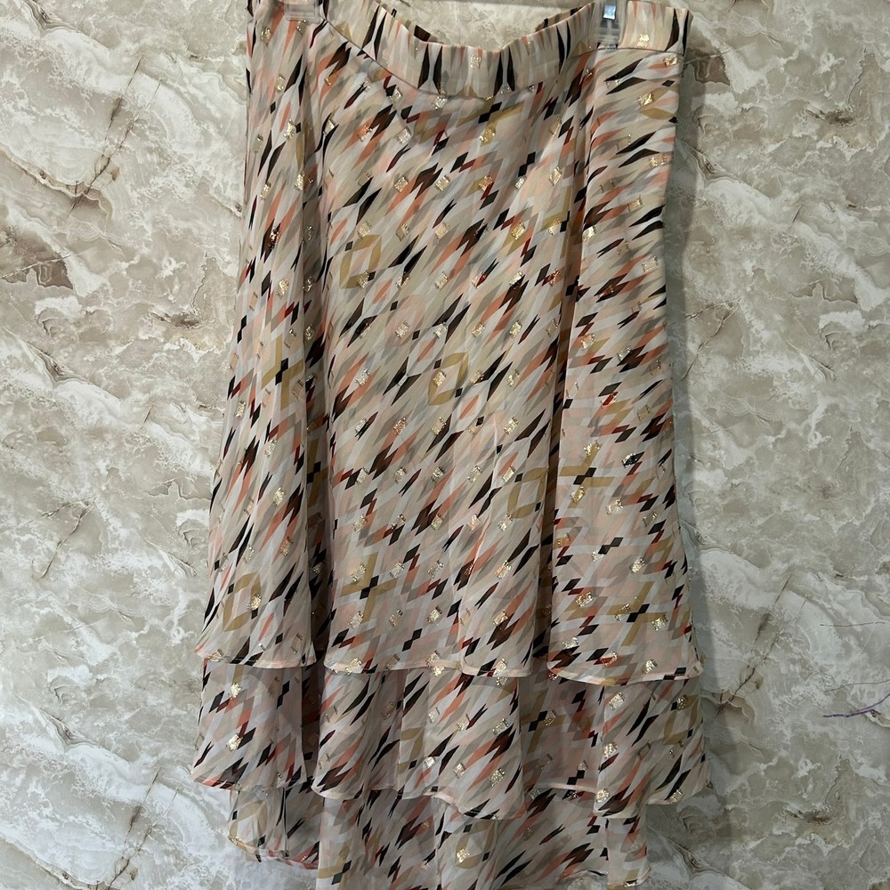 White‎ House Black Market Layered Skirt Size 10 Ruffle Abstract Gold Accents